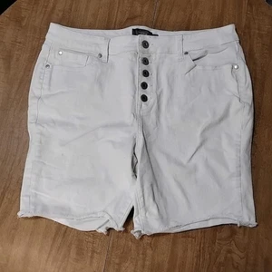Torrid Jeansshorts weiß Größe 14 Knopfleiste 36 x 6 - Bild 1 von 15
