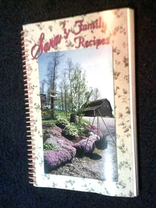 Sara's Family Recipes by Valentine & Sara Hershberger 2002 - Picture 1 of 1
