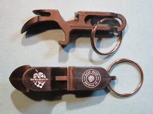 Cool llavero abridor de tapa de botella ~ elaboración de cerveza hasta la rodilla ~ castaño rojizo, CALIFORNIA - Imagen 1 de 4