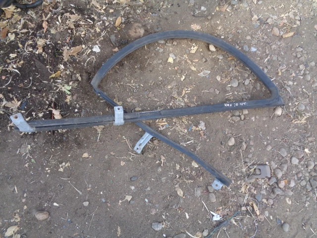 Nissan Altima 2001 puerta delantera ventana canal de funcionamiento sello de goma lado derecho OEM Foto 1 de 1