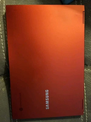 Samsung Galaxy Chromebook 13,3" (256GB SSD, 8GB PLS LEIA DESC, COMO ESTÁ - Imagem 1 de 4