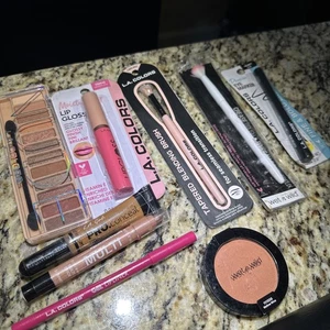 L.A. Lotto Trucco Colori - Marcatore Occhi, Pennello, Lucidalabbra, Correttore, Lip Liner Nuovo - Foto 1 di 3