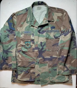 Vintage US Air Force Jacket Mens Medium Camouflage BDU Patch Military 90s - Picture 1 of 24