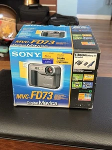 Sony Mavica MVC-FD73 0.4MP Digital Camera With Box , Manual Etc - Picture 1 of 10