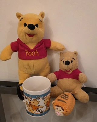 Disney Winnie The Pooh Christmas Gift Lot - 2x Plush / Tigger Tsum / Vintage Mug - Image 1 of 4