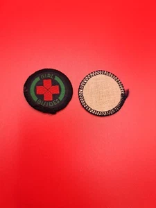 Vintage GirlGuiding Guides First Aid Interest Badge (1965 -1994 GG25 - Picture 1 of 1