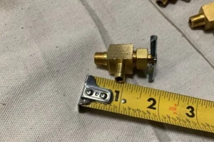 EATON 131-60408 FUEL PRESSURIZING AND DRAIN VALVE 13160408 2915-01-444-7653 - Picture 1 of 4
