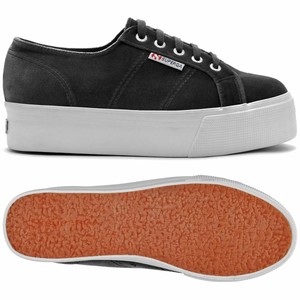 superga costo