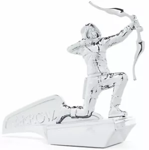 ARROW CHROMED HOOD ORNAMENT STYLE MAGNETIC FIGURE GREEN ARROW DC NIB LOOTCRATE - Picture 1 of 2