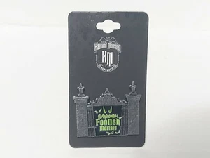 Disney Haunted Mansion Front Gate Entrance Glow GITD Welcome Foolish Mortals Pin - Bild 1 von 10