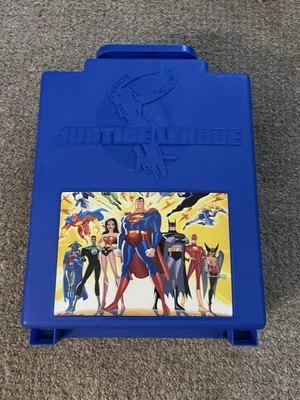 Figura de acción Justice League Play azul estuche soporte  Foto 1 de 4