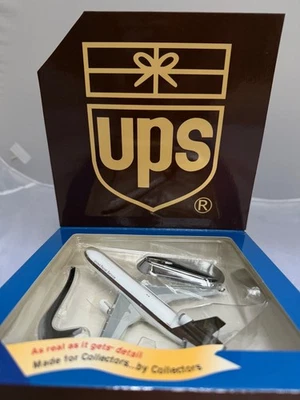 Gemini Jets 1:400 UPS MD-11 N250UP librea antigua con SOPORTE *RARO* Foto 1 de 3