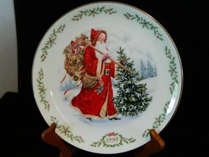 LENOX SANTA KRIS KRINGLE PIATTO DECORATIVO NATALE 1992, CIRCA 8"   - Foto 1 di 9
