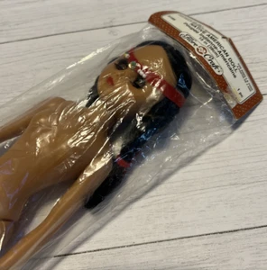 "Muñeca nativa americana artesanal de fibra vintage 15"" hembra nueva de stock pelo oscuro con zapatos" - Imagen 1 de 5