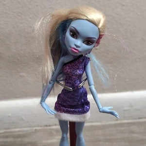 Monster High Scaris City of Frights Abbey Bominable 2012 #35 L - Imagen 1 de 6