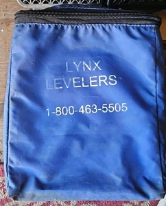 CAMPING LYNX LEVELERS FOR TRAILER, INTERLOCKING BLOCKS, 10-PACK W/CARRYING CASE - Bild 1 von 4