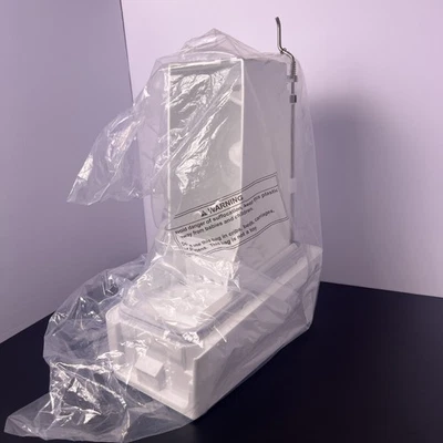 Conjunto de bandeja de hielo y barrena Samsung (DA82-01397A) OEM para refrigeradores Samsung Foto 1 de 4