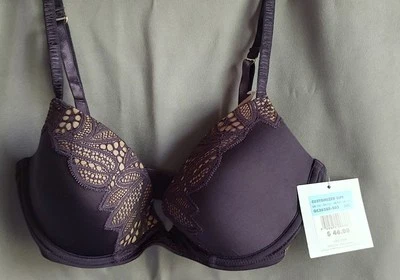 Calvin Klein - Elevación Personalizada (34C) - Nivel de Cobertura 3 - Sujetador de Encaje Púrpura - Nuevo con Etiquetas Foto 1 de 4