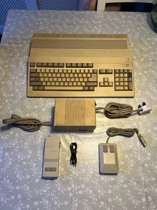 COMMODORE AMIGA A500 COMPUTER - Afbeelding 1 van 3