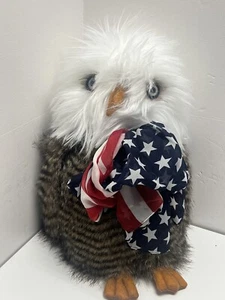 Realistic looking plush eagle with real fur - Picture 1 of 9