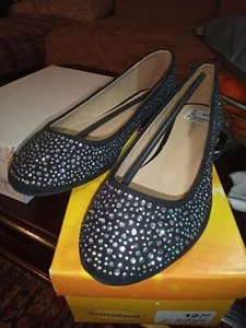 NICE GRACELAND LADIES BLACK FLATS SHOES WITH GEMS STYLE DESIGN,SIZE 5/38,NEW - Picture 1 of 5