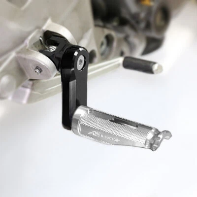 Clavijas de pie extendidas delanteras plateadas Shinobi 40 mm para Z900RS Café Racer 18-22 23 24 Foto 1 de 4