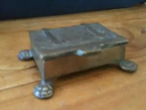 VINTAGE BRONZE TREASURE CHEST RING BOX 2 1/2"x1 3/4"x3/4" EXCL. FOOT EXTENSION - Bild 1 von 7