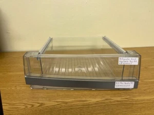 GE REFRIGERATOR RIGHT PAN PART # WR32X10616 # WR32X10607 #WR49X10255 - Picture 1 of 7