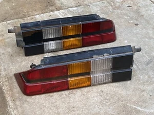 1982-92 Z28 CAMARO IROC Z28 GRID STYLE TAIL LIGHTS PAIR LEFT RIGHT TAILIGHTS  GM - Bild 1 von 4
