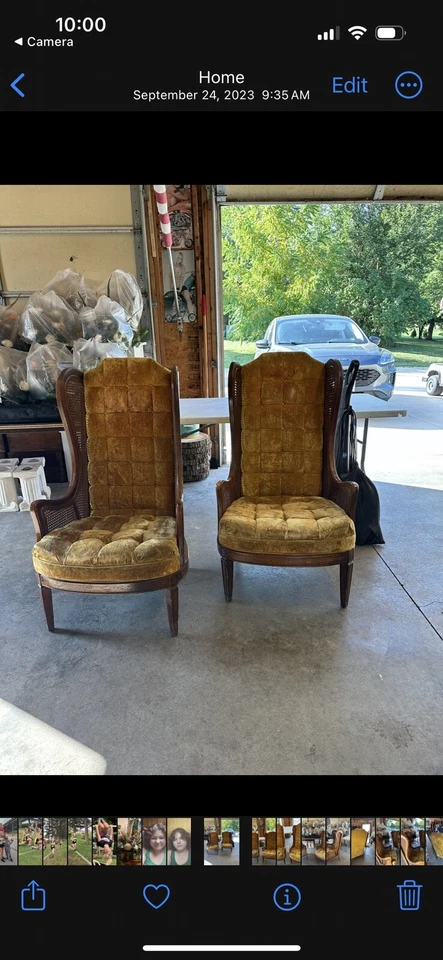 Juego de sillas modernas de mediados de siglo con respaldo de bastón dorado, terciopelo aplastado acolchado Foto 1 de 4