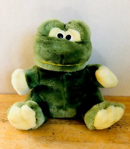 Snuggie Toy Green Frog Plush Super Soft Toy Stuffed Animal Hand Puppet 9 Inches - Picture 1 of 8