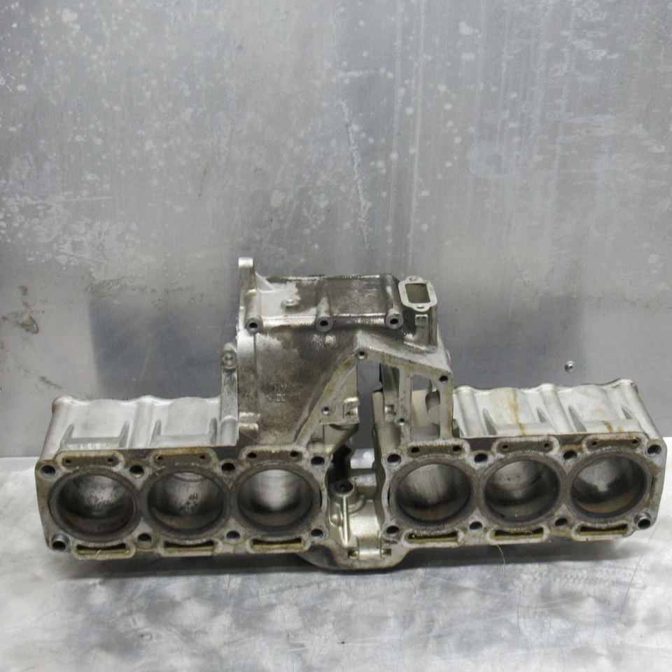 Kawasaki ZN1300 ZN 1300 1985 Voyager usado cilindro de motor original Foto 1 de 4