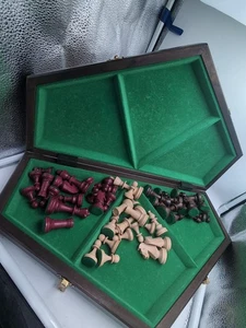 Set scacchi tre giocatori scatola in legno foderata in feltro con scacchiera intagliata a mano - Foto 1 di 21
