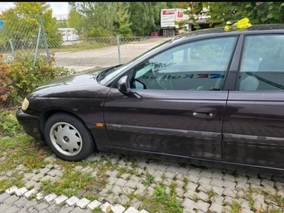 Opel Omega B Facelift FL 2.2 Benzin zum Ausschlachten - Bild 1 von 4