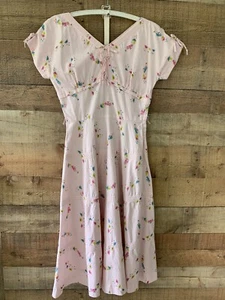 Vintage 1940’s 1950’s Pink Novelty Print Cotton Dress Size Small - Picture 1 of 13