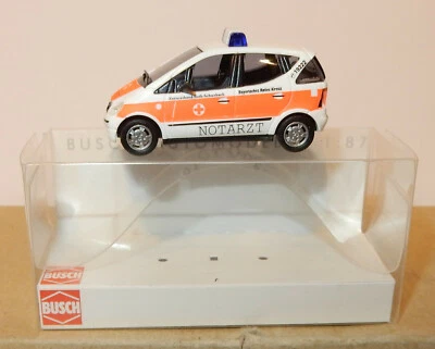 Micro Busch Ho 1/87 Mercedes-Benz Ambulanza Croce Rosso #48611 IN Box - Immagine 1 di 4