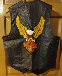 Chaleco Harley Davidson Para Hombre Talla M (40) Cuero De Colección Grande Parche Águila Motociclistas - Imagen 1 de 5