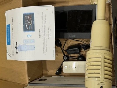 La Crosse Technology Wireless Weather Monitoring Station v21-wthv3 - Image 1 of 4