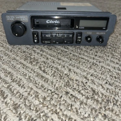 Vintage OEM Honda Stereo Radio Cassette Tape Radio 08A01-521-310 Not Tested - Image 1 of 4