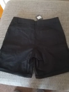 J DWillams New with tags Black shorts size 14 - Picture 1 of 4