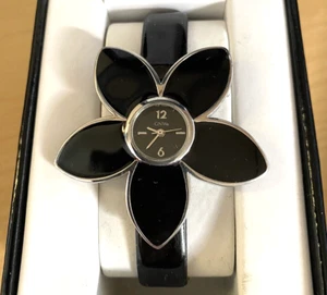 GNW schwarze Blumenuhr Neu im Etui, benötigt neuen Akku - Bild 1 von 8