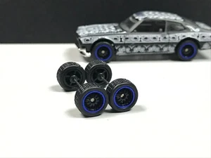 R270 Matchbox 1/64 Real Riders # Filo di Pizzo Nero Blu 10mm Medium, Ruote in Gomma - Foto 1 di 5