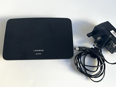 Linksys SE2500 5 Port Gigabit Ethernet Switch - Image 1 of 4
