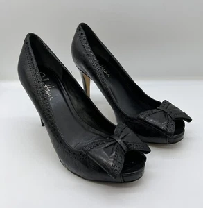 COLE HAAN Womens 8 B Black Tooled Paisley Leather Bow Peep Toe Heel Pumps Shoes - Picture 1 of 12