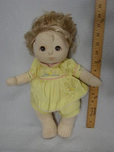 Vintage 1985 Mattel My Child Puppe blonde Haare braune Augen Mädchen gelbes Kleid lesen - Bild 1 von 17