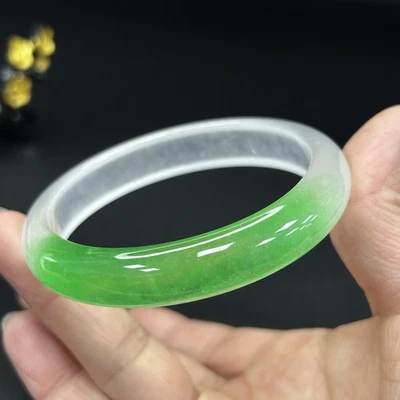 Certified natural quartzite jade bright green gradient bracelet Flat bar - Image 1 of 4