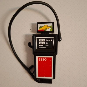 Bomba de combustible ESSO Station vintage años 80 con manguera y boquilla - Imagen 1 de 2