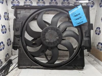 Radiator Fan Motor Fan Assembly 600 Watt Fits 12-16 BMW 328i , 17428641964  - Изображение 1 из 4