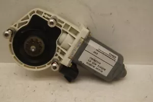 Dorman Window Motor CHIEF - CBMA0008 LH LOW TORQUE WINDOW MOTOR OEM - Picture 1 of 7
