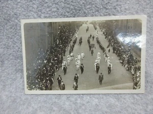 1907-1920 St LEO SCHOOL MARCHING in PARADE  RPPC Photo POSTCARD UnPosted - Picture 1 of 2